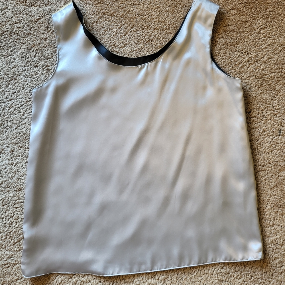 Gantos 4- Sided Women's Sleeveless Shell - M